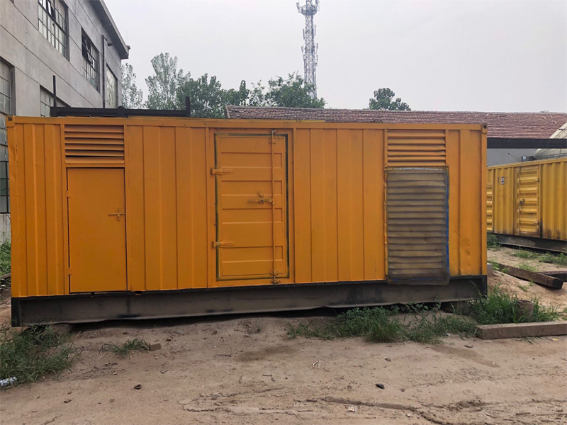 仪陇发电机出租进行负载测试时，电瓶电量不足的具体判断标准是什么？